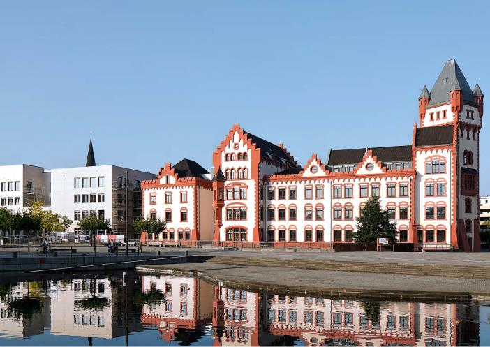  – Die Sparkassen-Akademie am Dortmunder Phoenix See. Foto: Sparkassen-Akademie