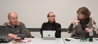  – Auf dem Podium (v.l.) Benno Pöppelmann, Frank Stach und Heike Rost. Foto: Friedhelm Holleczek